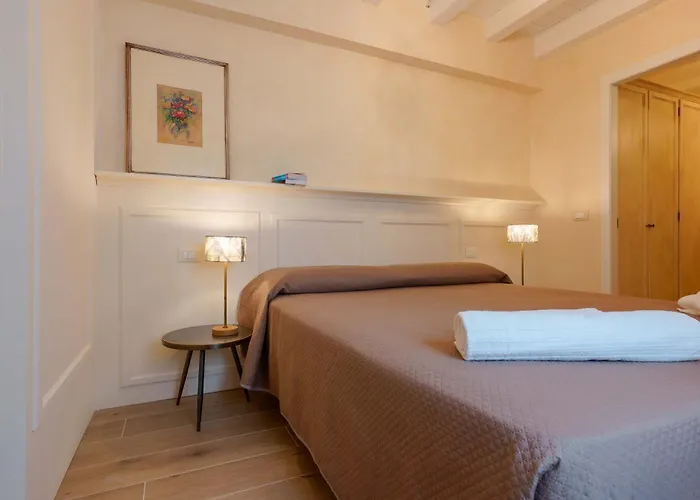 Canaletto By Lesdomus Daire Bolonya