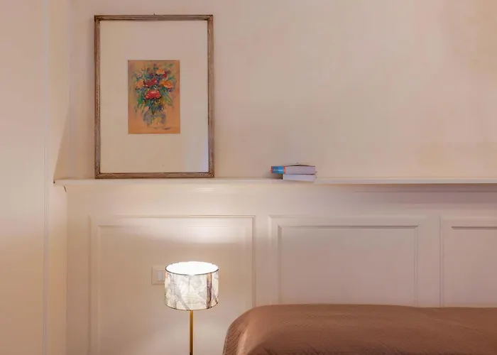 Canaletto By Lesdomus *